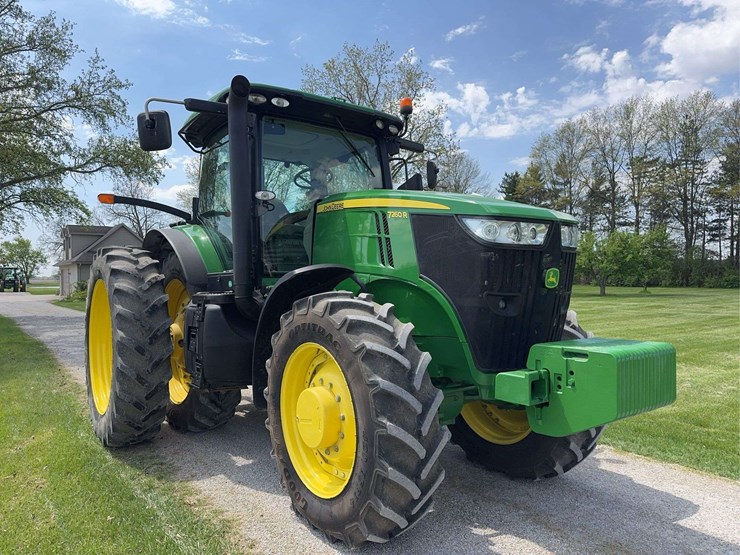 2012-john-deere-7260r-image-2