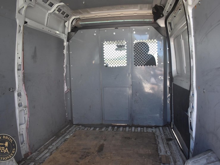 2014-ram-promaster-1500-image-29