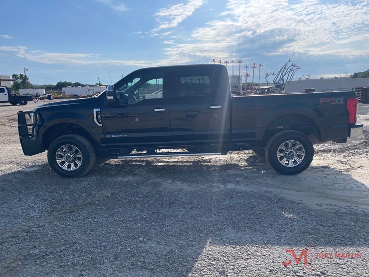 2019-ford-f250-xlt-image-5