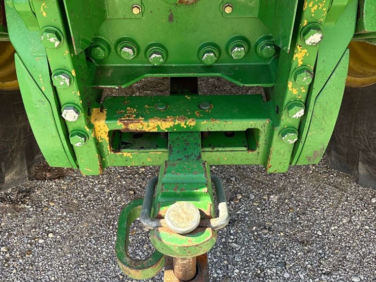 2011-john-deere-7260r-image-21
