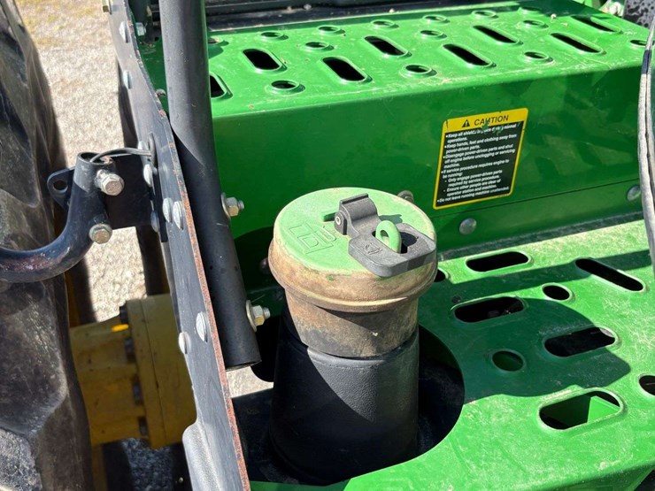2012-john-deere-9510r-image-72