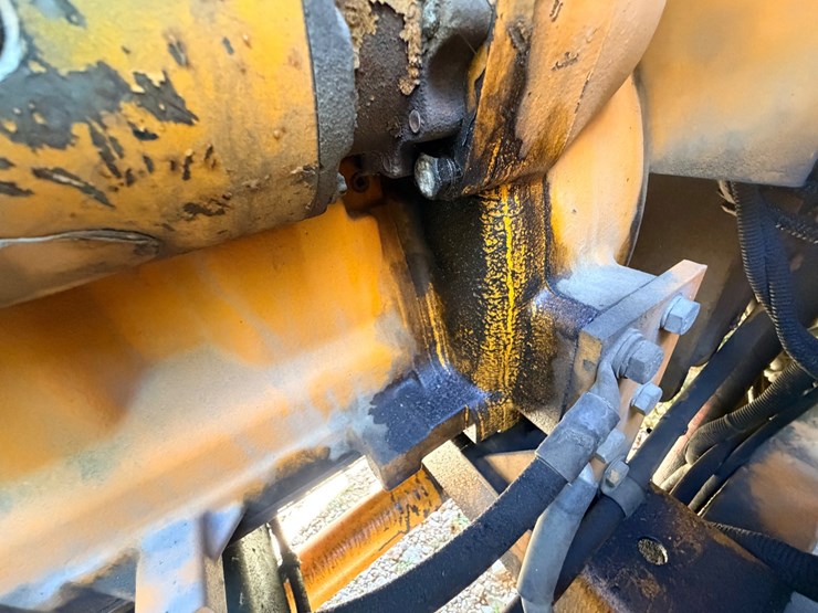 2000-john-deere-6-image-86