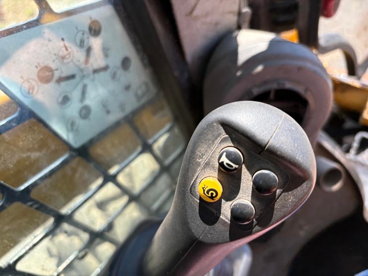 caterpillar-272d3-image-20