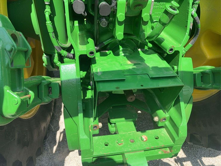 2013-john-deere-8285r-image-73