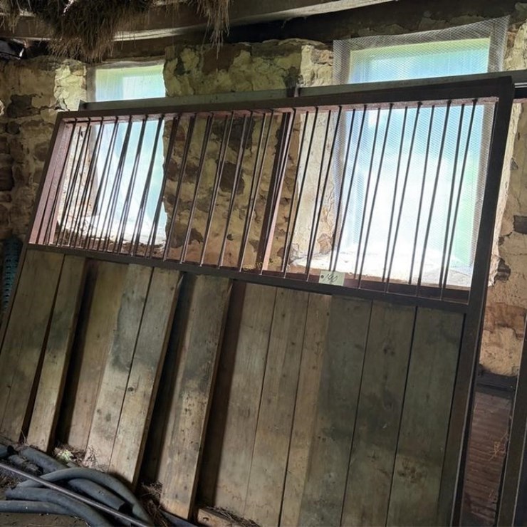 12' x 12' Horse Stall