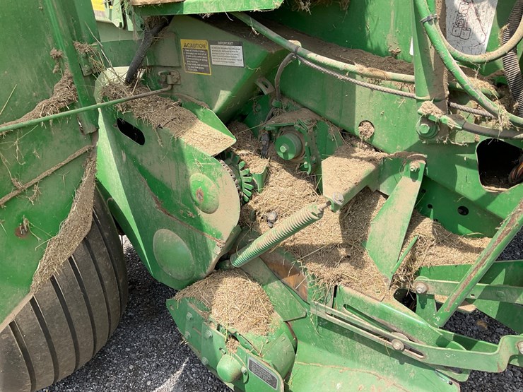 john-deere-568-image-5