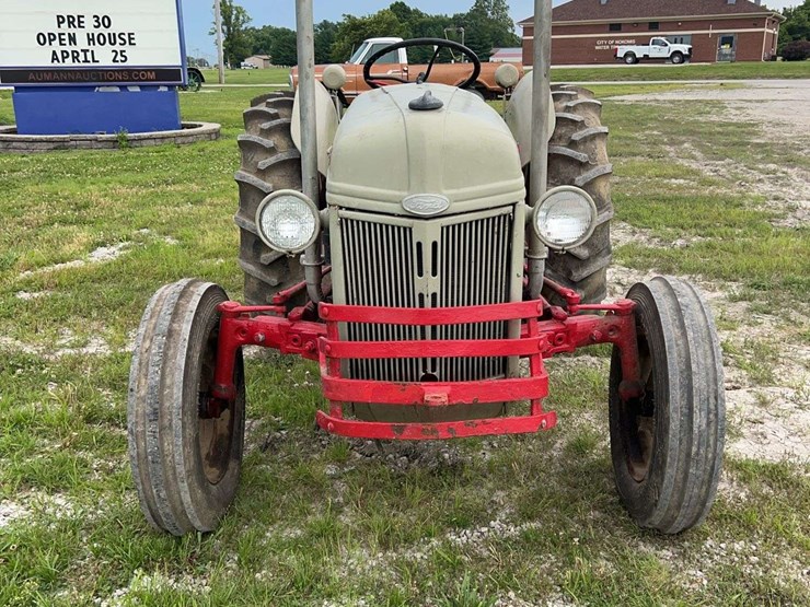 ford-8n-image-8