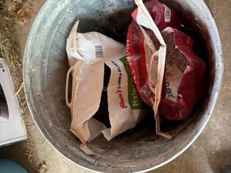 garbage-can-&-seed-image-2