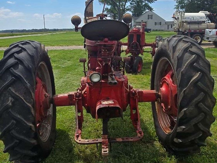 farmall-super-m-standard-gas-image-4