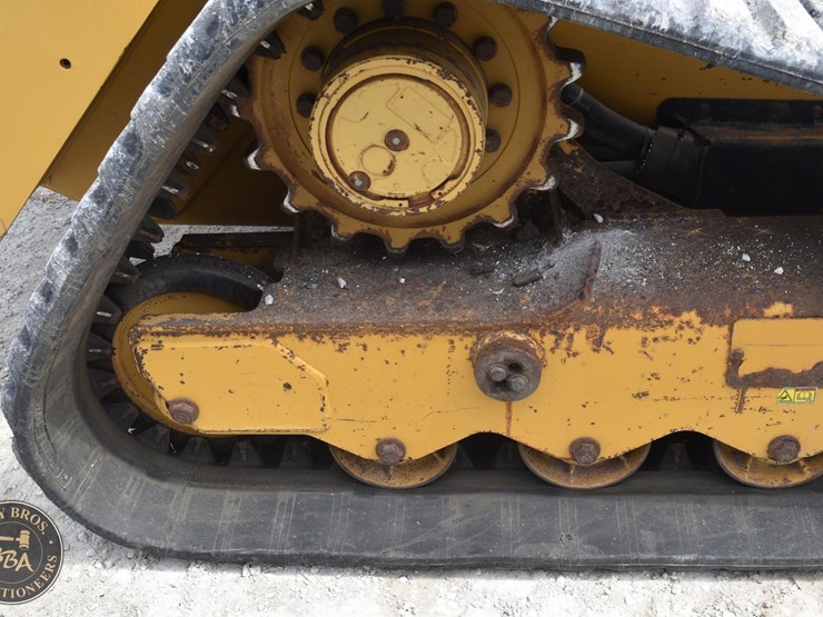 2009-caterpillar-279c-image-30