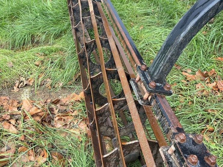 case-ih-330-image-54