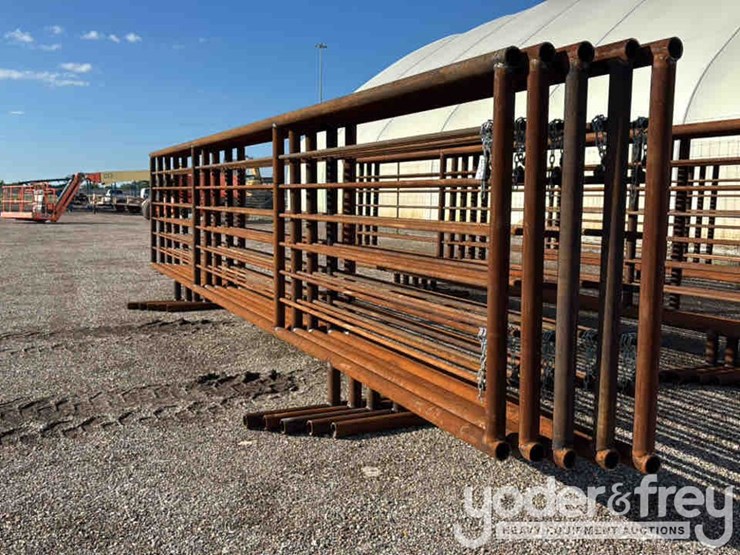 unused-24'-long-67"-tall-cattle-panel,-2-7/8"-heavy-wall-pipe-(5-of)-image-1