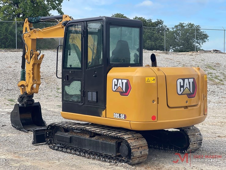 2021-caterpillar-305.5e2-image-1