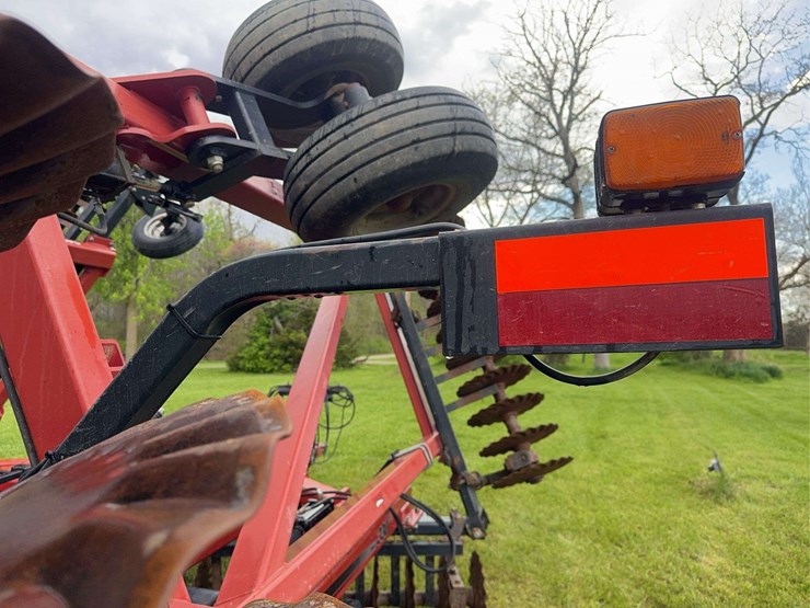 case-ih-330-image-66