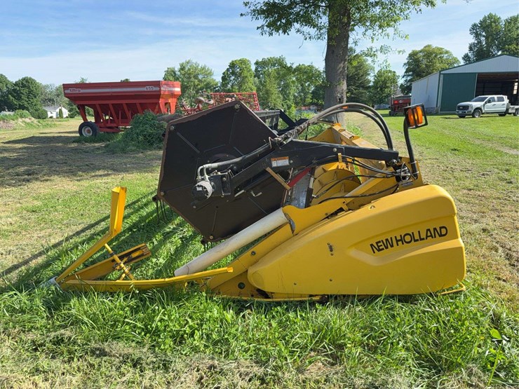 new-holland-73c-image-1