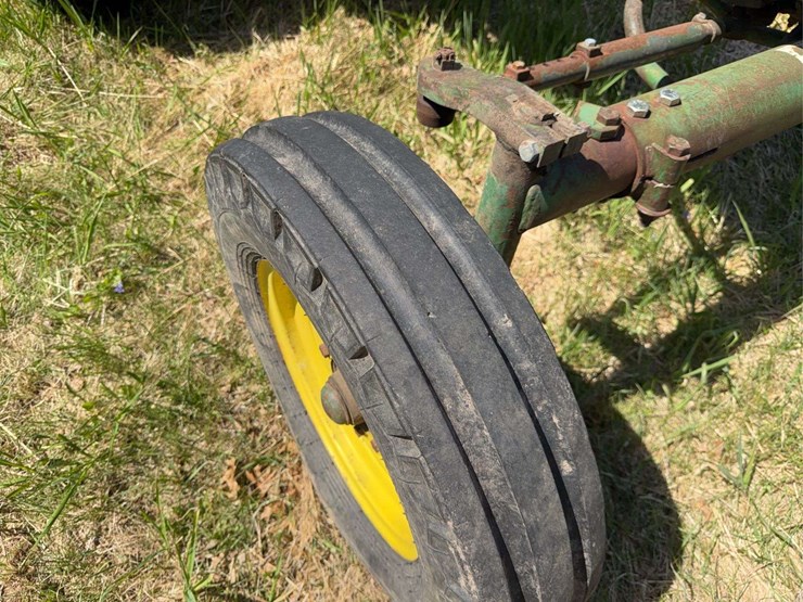 john-deere-70-image-15