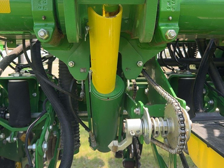 2019-john-deere-1795-image-46