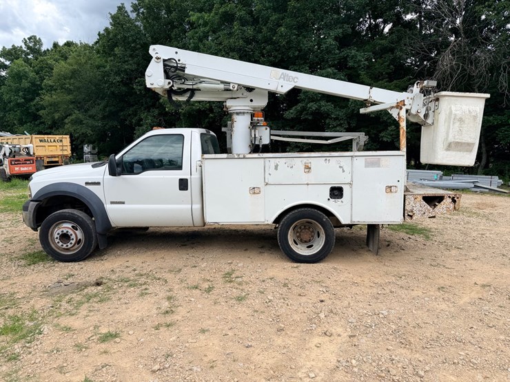 2007-ford-f450-image-4