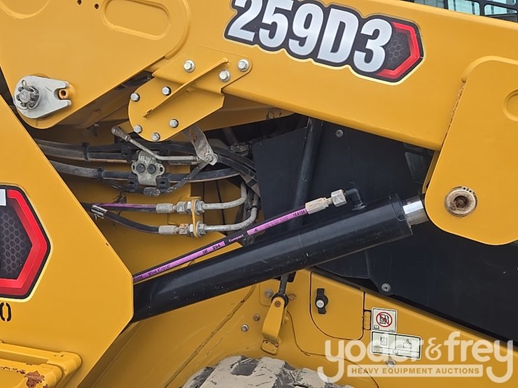 2023-caterpillar-259d3-image-23