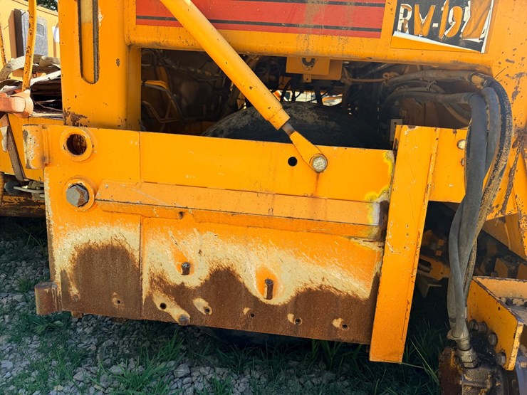 2000-john-deere-6-image-41