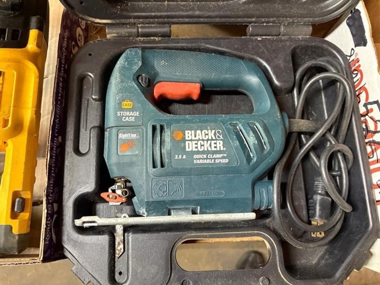 black-&-decker-skill-saw-image-1