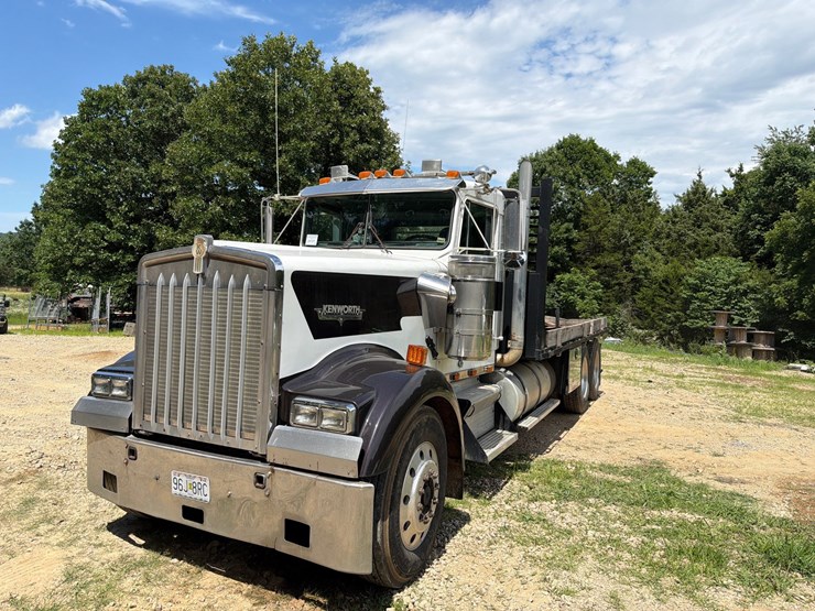 1993-kenworth-w900-image-1