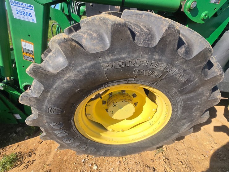 2010-john-deere-6115d-image-64