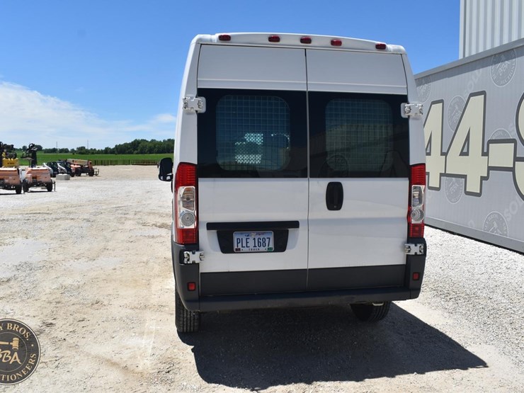 2014-ram-promaster-1500-image-6