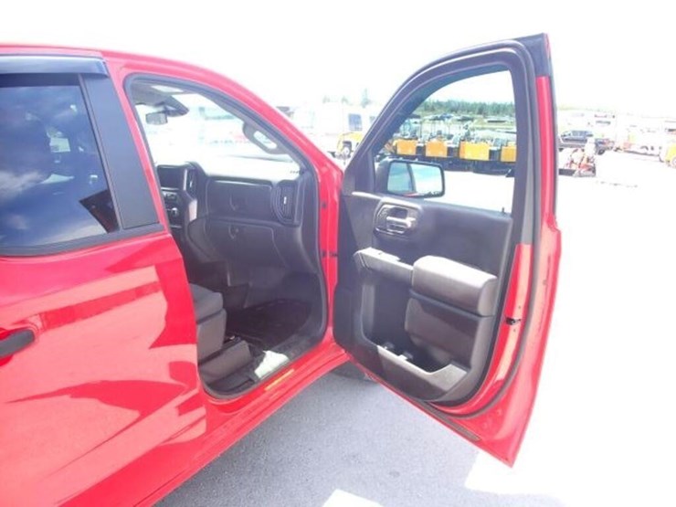 chevrolet-silverado-1500-image-40