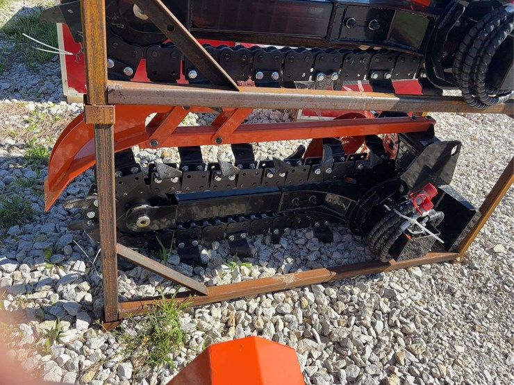 skid-steer-trencher-attachment-model-d39-image-5