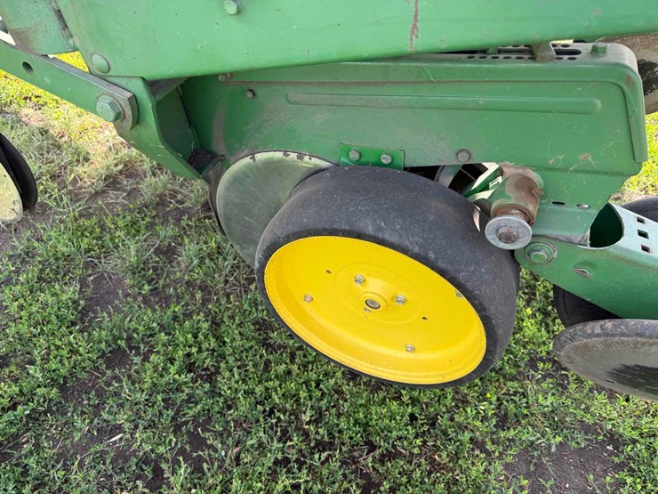 john-deere-7000-image-20