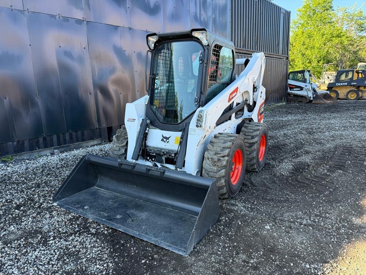 2024-bobcat-s770-image-8