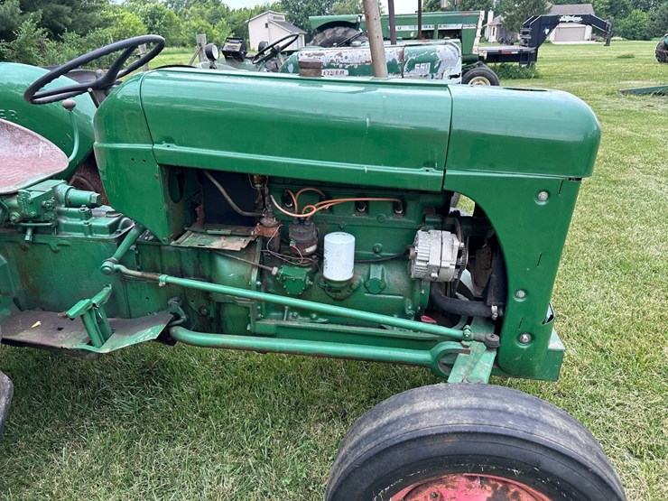 1957-oliver-super-55-image-10