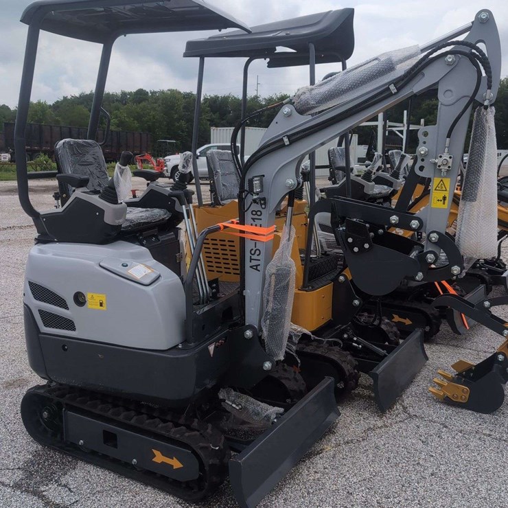 ATS Mini Excavator ATS-ME18 - 11.4 HP - GREY