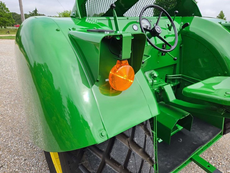 1970-john-deere-2020-image-13