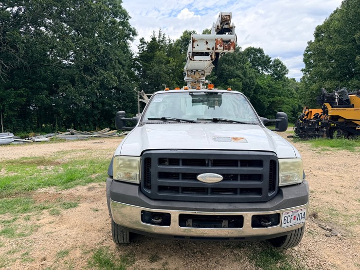2007-ford-f450-image-14