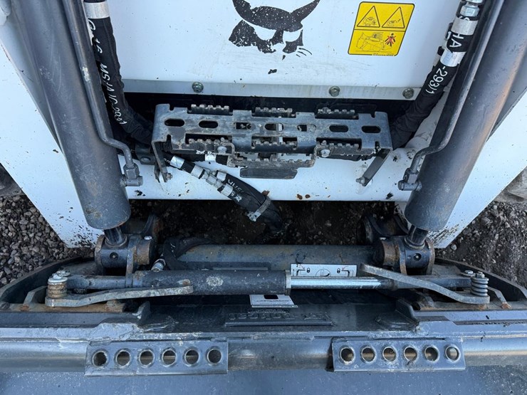 2024-bobcat-s770-image-10