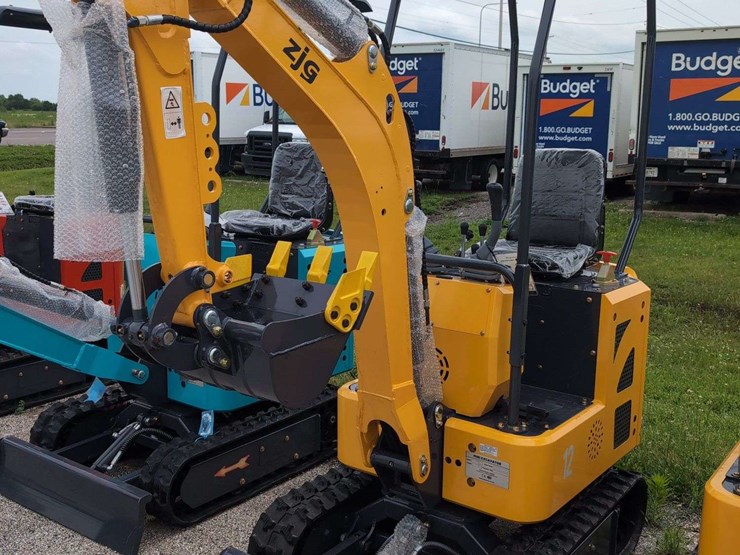 zjg-mini-excavator-zj-12---yellow-image-1