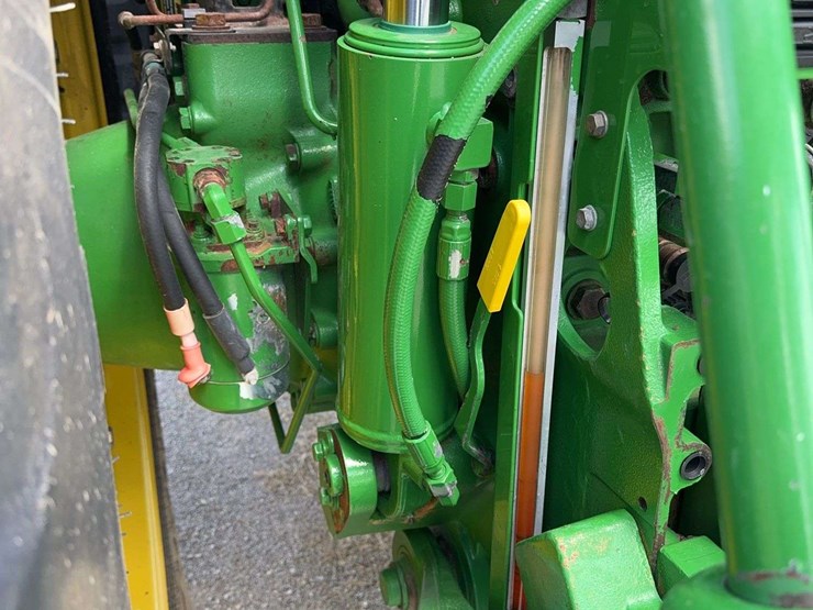 2012-john-deere-7260r-image-32