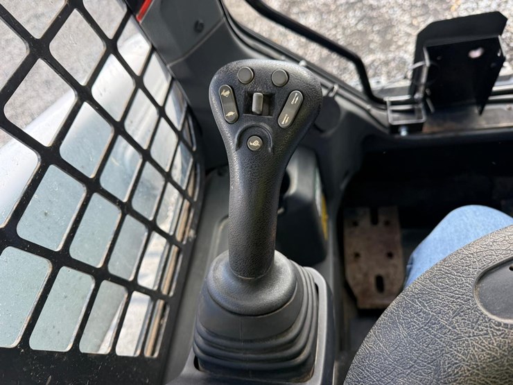 2022-bobcat-t66-image-27