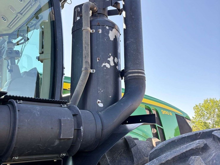 2012-john-deere-9510r-image-31