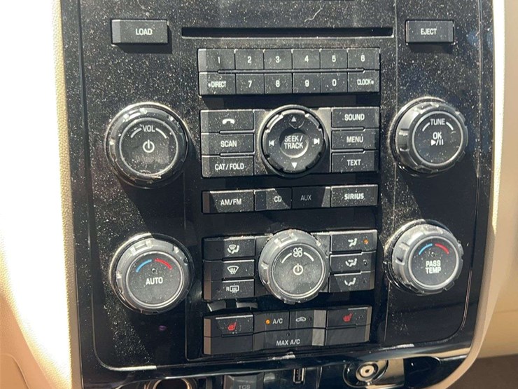 2012-ford-escape-image-47