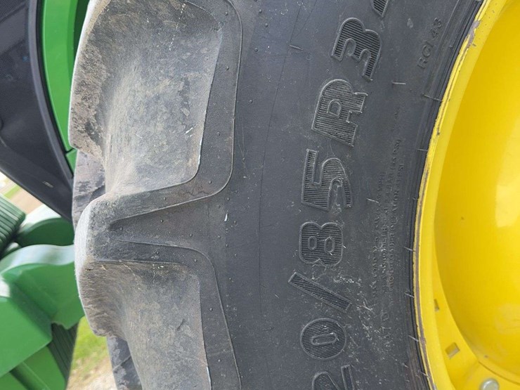 2012-john-deere-7260r-image-42
