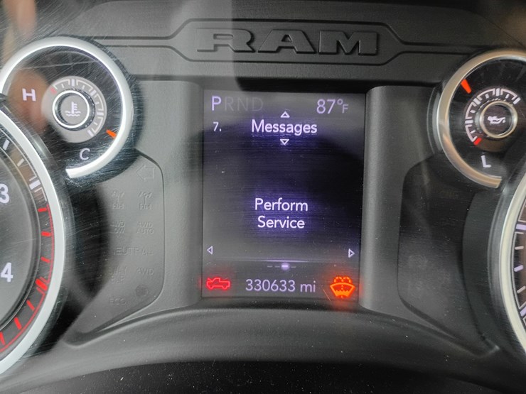 2020-dodge-2500-image-73