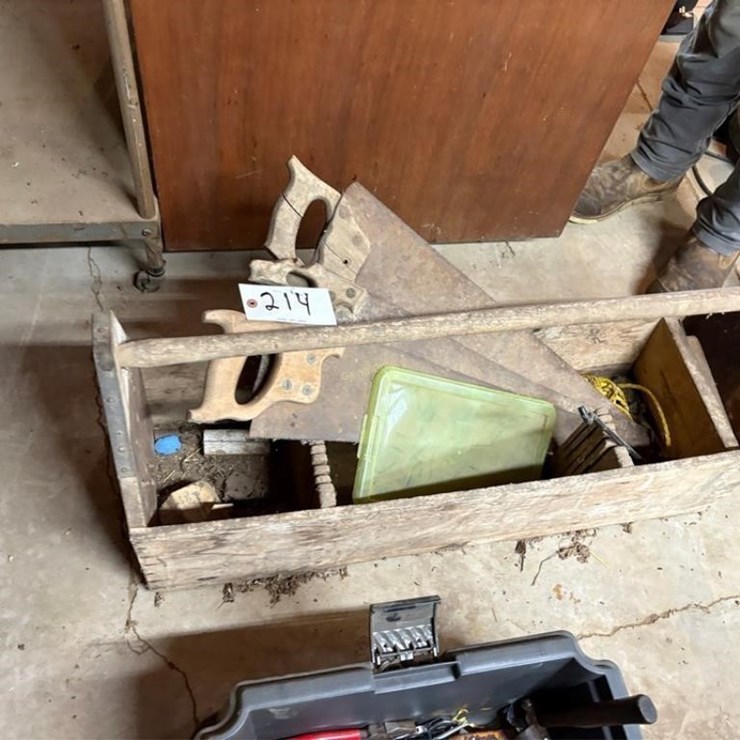 Saws & Wood Toolbox