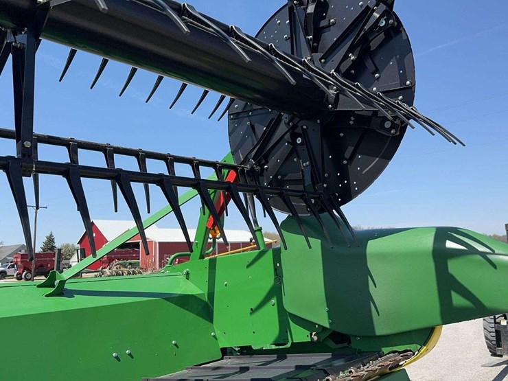 2018-john-deere-635fd-image-32
