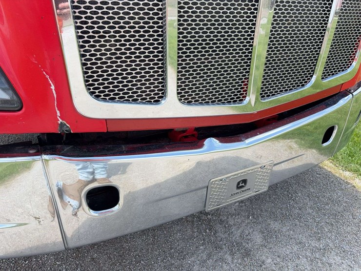 peterbilt-579-image-109