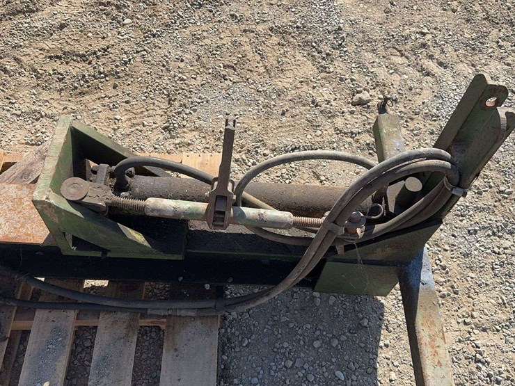heavy-duty-3pt-mounted-log-splitter---6’-long-on-8”-i-beam-image-8