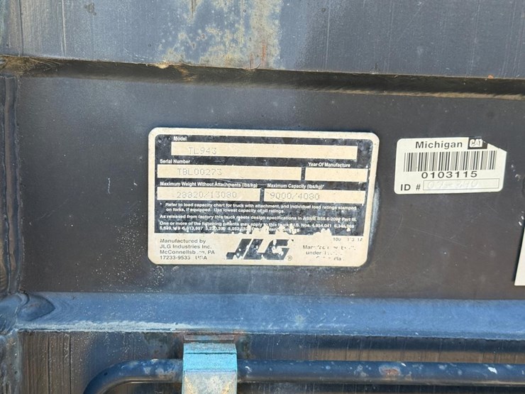 caterpillar-tl943-image-24