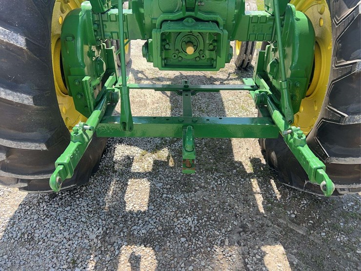 john-deere-4010-image-47
